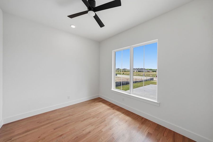 Spacious, unfurnished interior of a new home in Custer Ridge Estates, Allen (Image 21).
