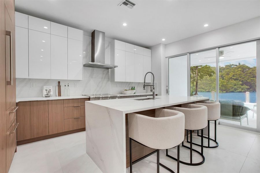 Furnished interior view inside a new home in , Fort Lauderdale (Image 5).