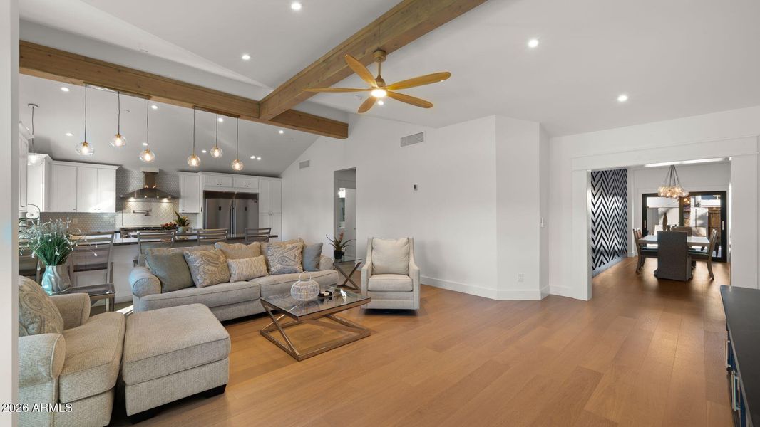 7-web-or-mls-Great Room9