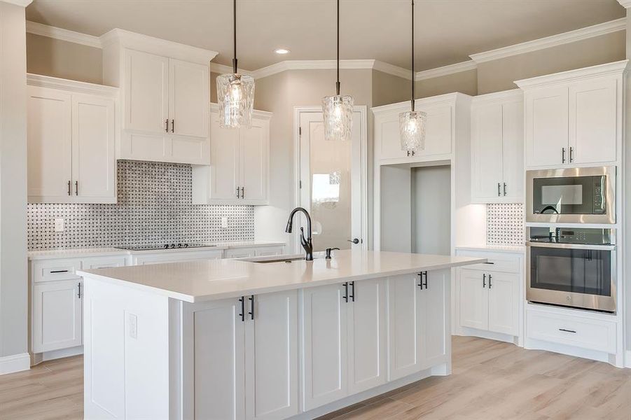 Furnished interior view inside a new home in , Weatherford (Image 11).