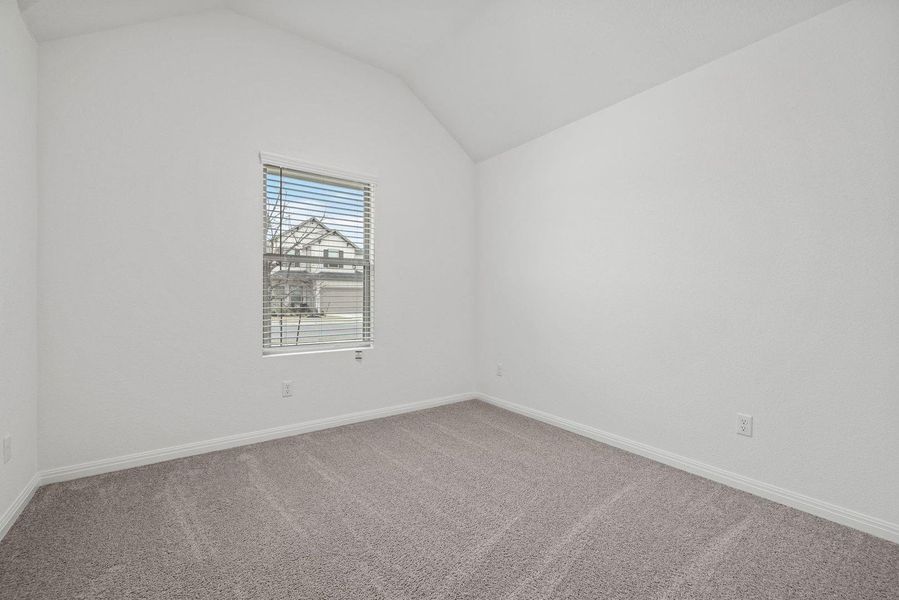 Spacious, unfurnished interior of a new home in Trinity Ranch, Elgin (Image 22).