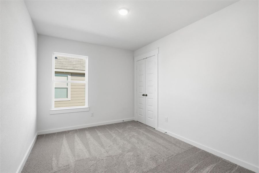 Spacious, unfurnished interior of a new home in Mostyn Springs, Magnolia (Image 21).