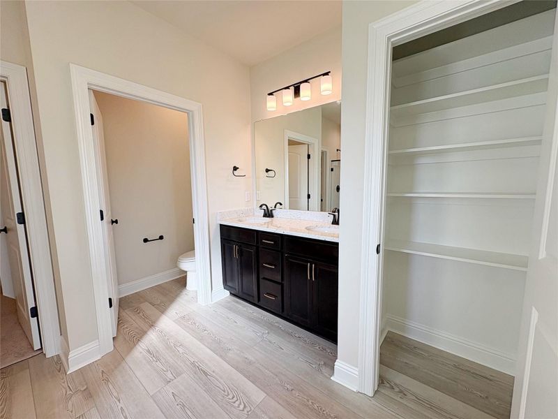 Furnished interior view inside a new home in Orange Gardens, Orange (Image 8).