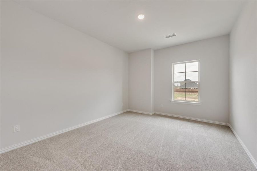 Spacious, unfurnished interior of a new home in Spiritas Ranch, Little Elm (Image 20). Spacious, unfurnished interior of a new home in Spiritas Ranch, Little Elm (Image 20).