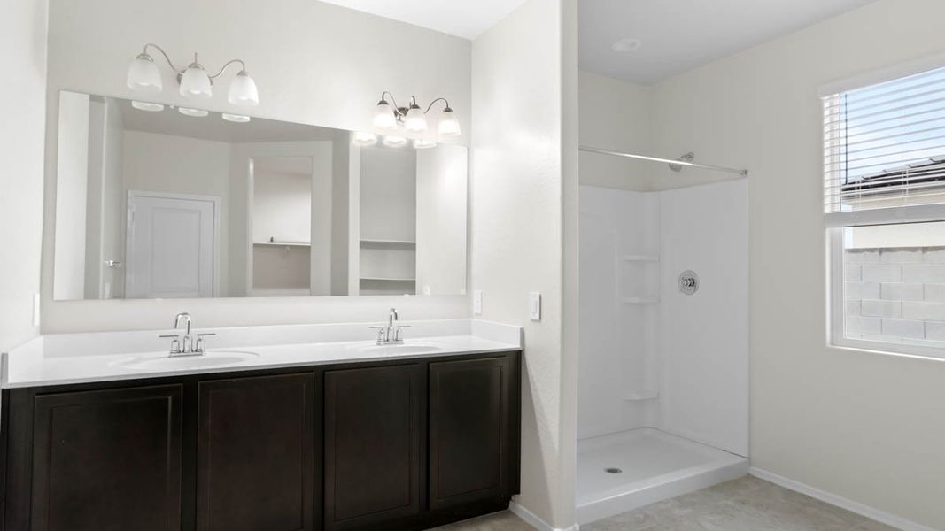 Furnished interior view inside a new home in Rio Rancho Estates, Wittmann (Image 8).