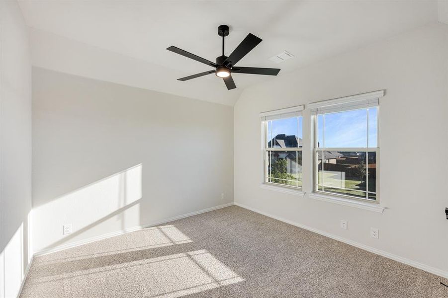 Spacious, unfurnished interior of a new home in Coyote Crossing, Godley (Image 21).