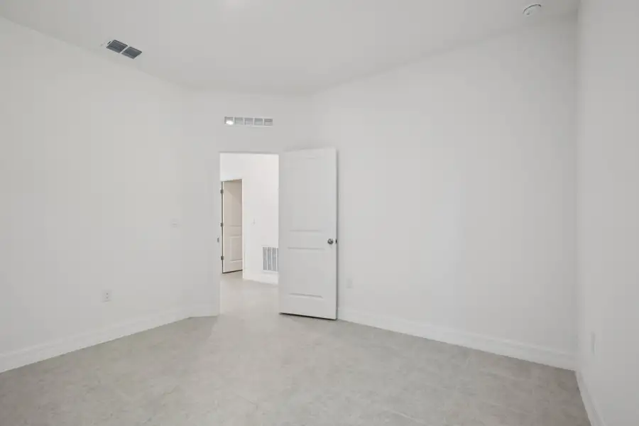 Representative unfurnished interior of a home built from the Melody by Maronda Homes in Port St. John, Cocoa (Image 27).