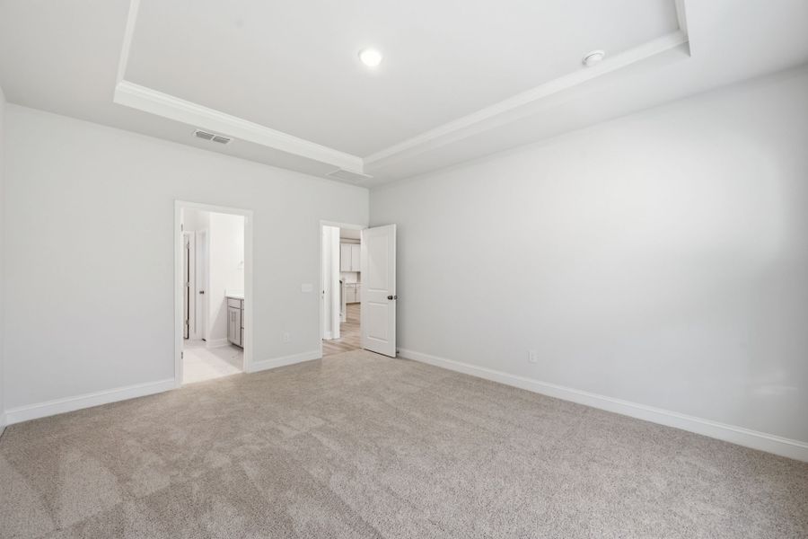 Spacious, unfurnished interior of a new home in Grand Arbor, Blythewood (Image 15).