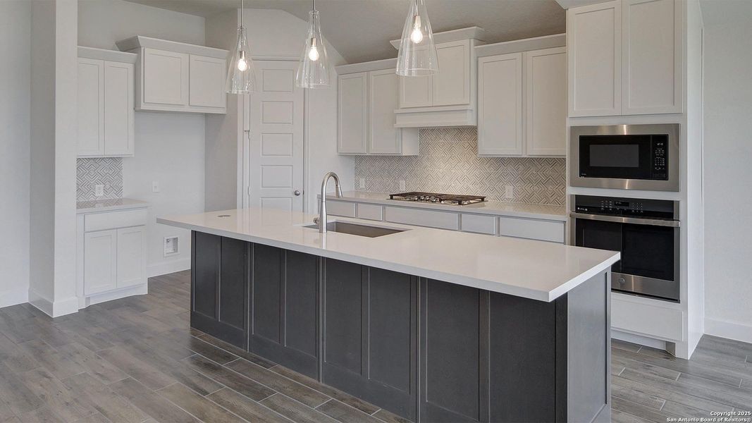 Furnished interior view inside a new home in Stevens Ranch 55', San Antonio (Image 15).