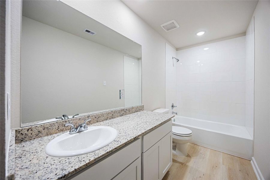 Furnished interior view inside a new home in Granger Pines, Conroe (Image 4). Furnished interior view inside a new home in Granger Pines, Conroe (Image 4).