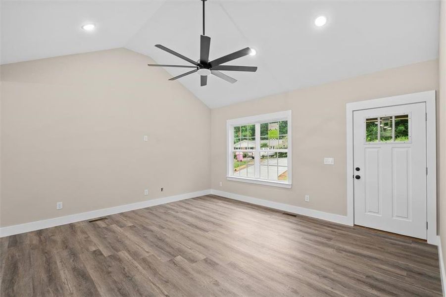 Spacious, unfurnished interior of a new home in , Calhoun (Image 13).