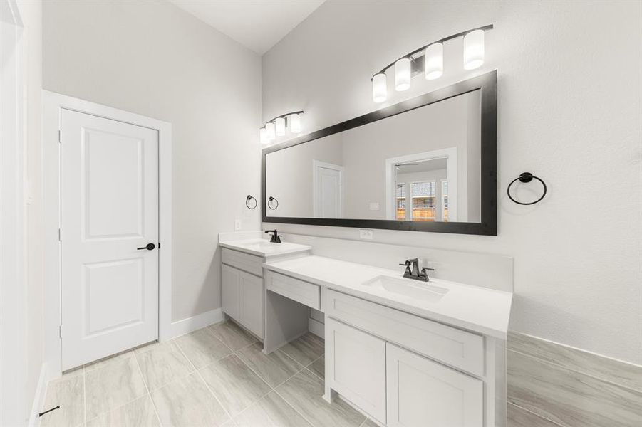 21. 1027 Gracious - Bath (2)