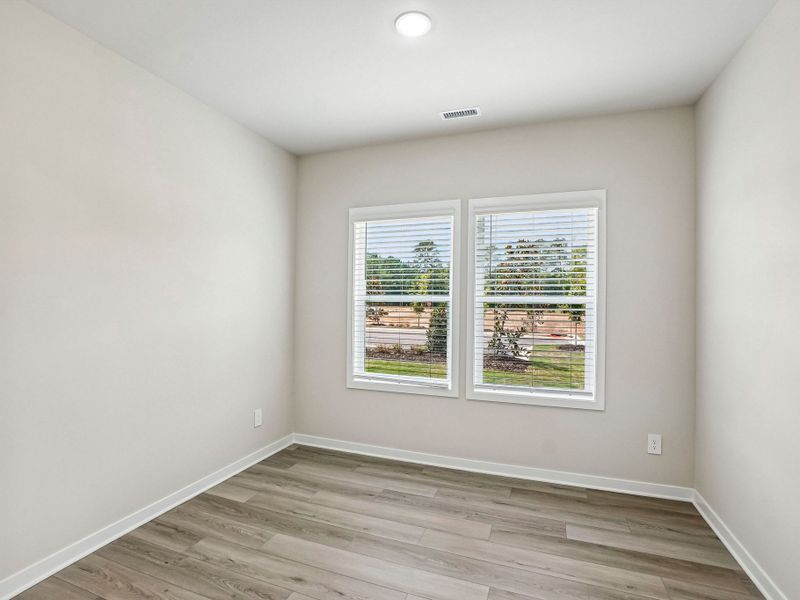 Spacious, unfurnished interior of a new home in Watkins Glen, Raleigh (Image 12).