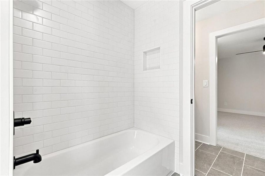 Image 34 of a home in .