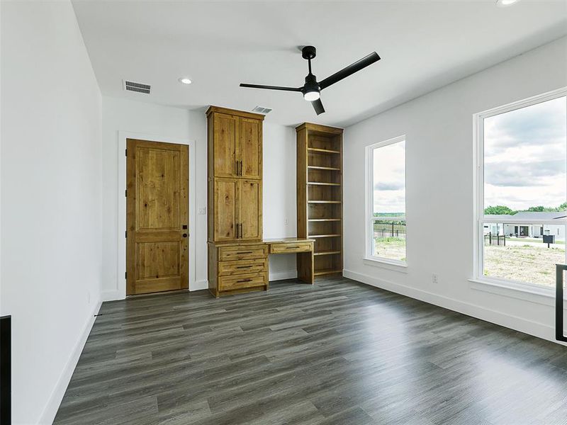 Exclusive mahogany door from the office to the outside for private access.