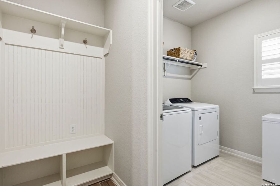 Furnished interior view inside a new home in Fox Falls, Boerne (Image 18).