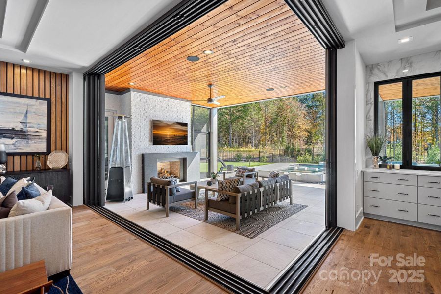 Stacker Doors to bring the outside living space in. Perfect for entertaining