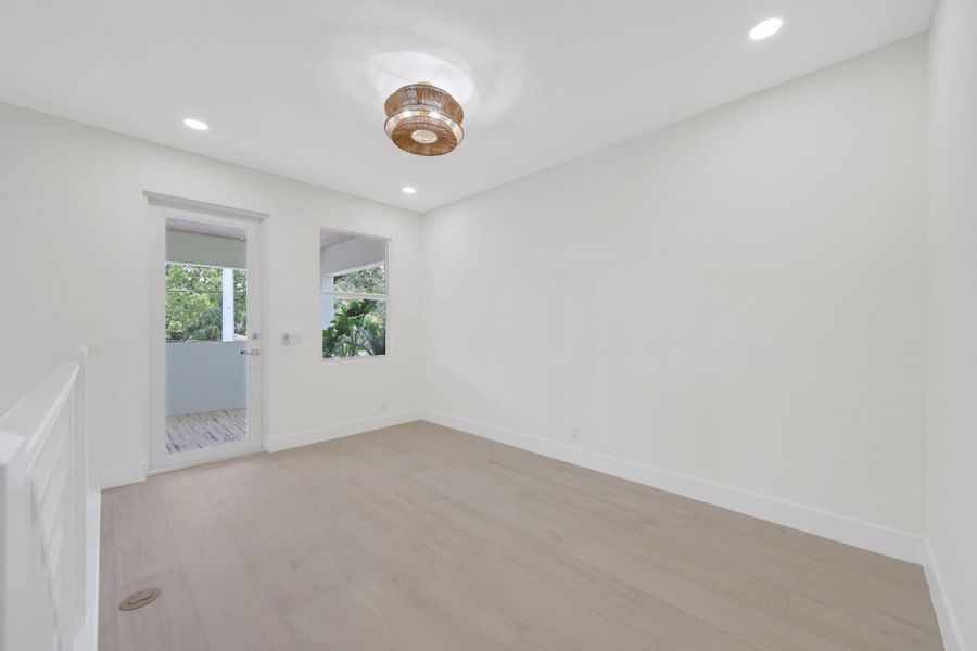 Spacious, unfurnished interior of a new home in , Jupiter (Image 20).