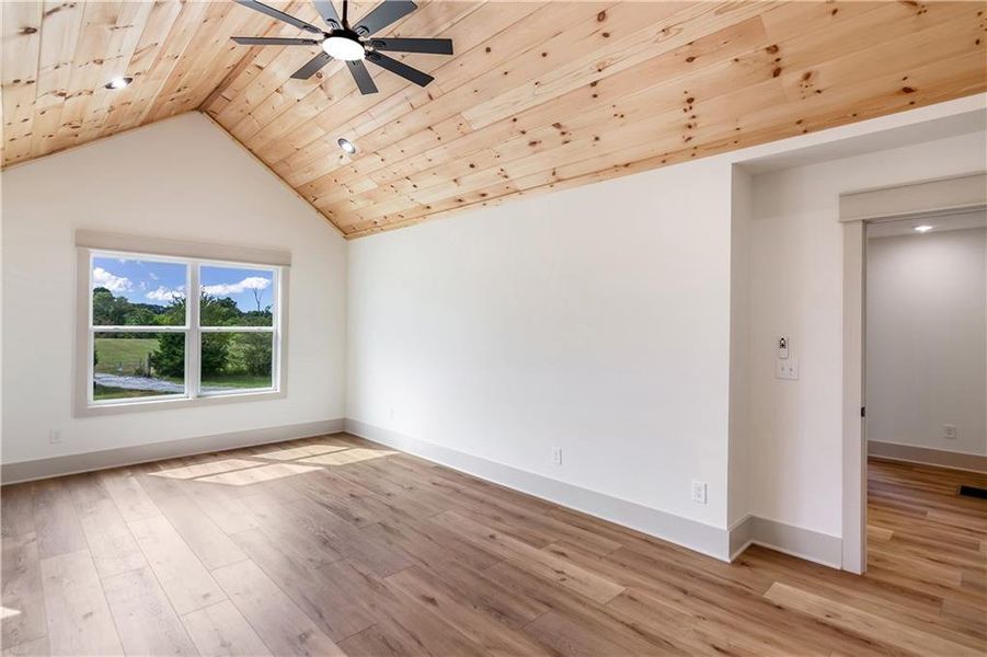 Spacious, unfurnished interior of a new home in , Ranger (Image 48).