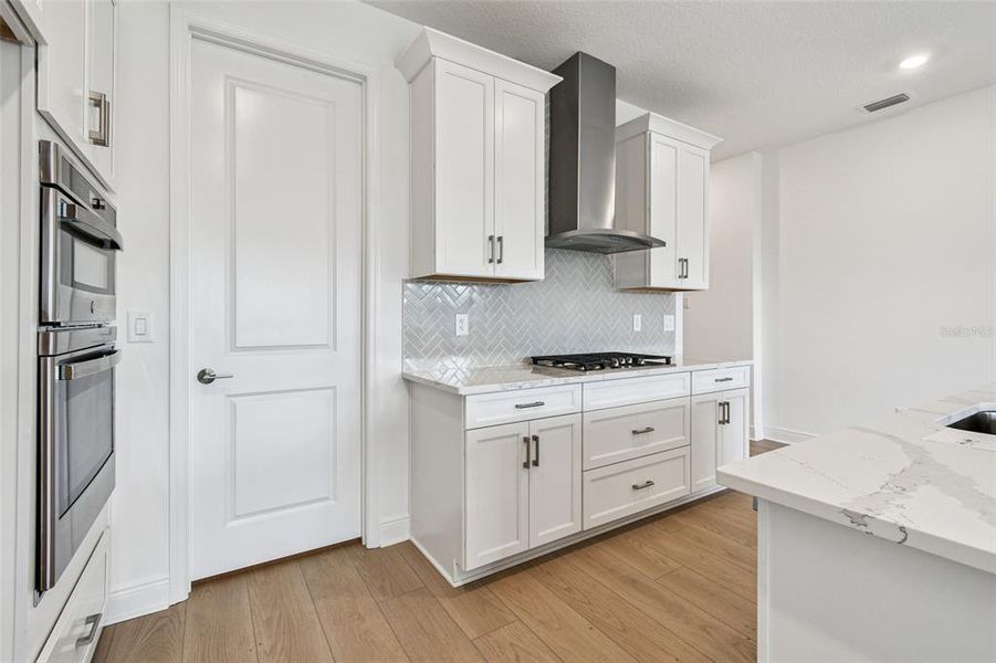 Furnished interior view inside a new home in Hawkstone, Sarasota (Image 10). Furnished interior view inside a new home in Hawkstone, Sarasota (Image 10).