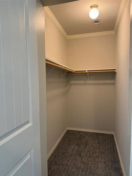 Spacious, unfurnished interior of a new home in , Joshua (Image 16).