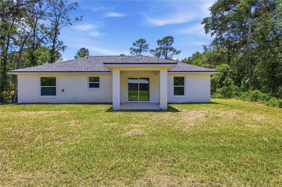 Exterior details and patio area of a home in , Ocklawaha (Image 3). Exterior details and patio area of a home in , Ocklawaha (Image 3).