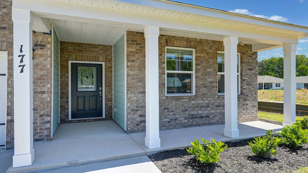 Exterior details and patio area of a home in Sease's Pond, Gilbert (Image 3).