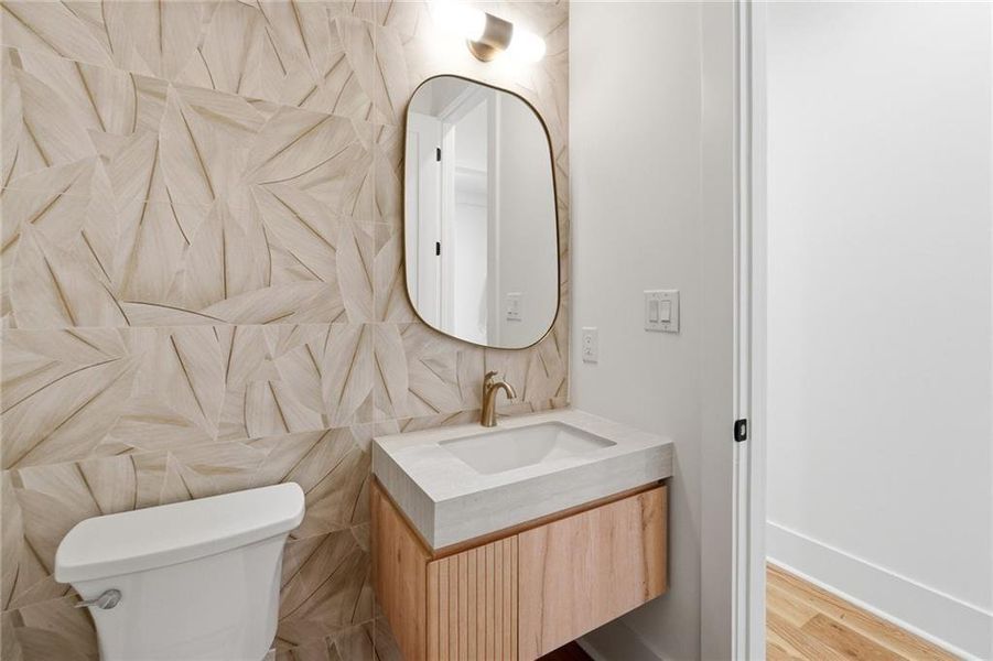 Furnished interior view inside a new home in , Atlanta (Image 37).