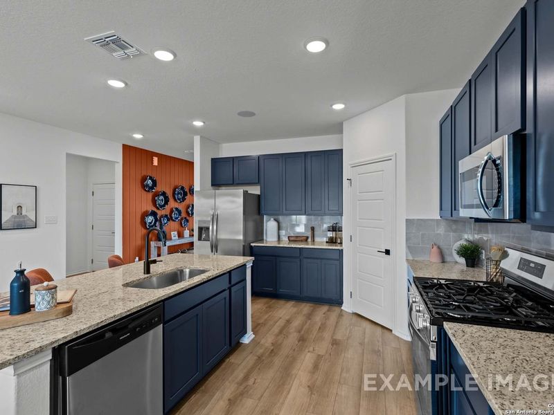 Furnished interior view inside a new home in Hannah Heights, Seguin (Image 10).
