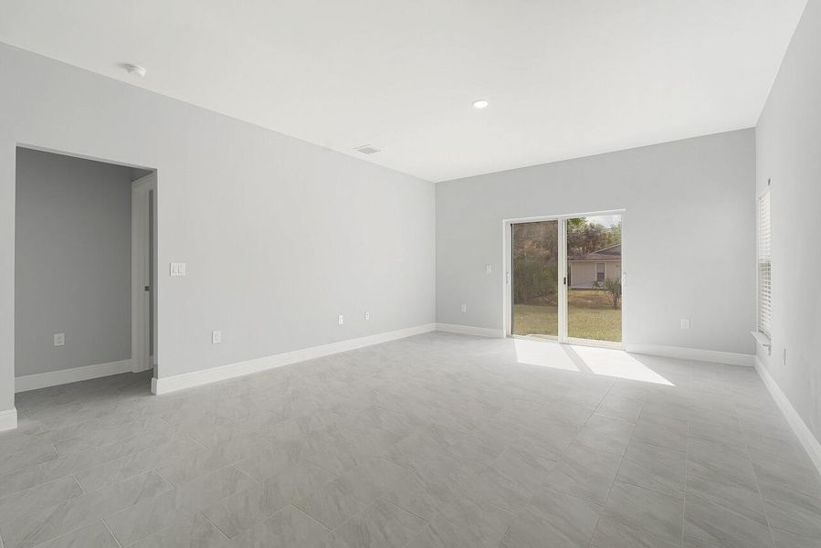 6215-4th-Ln-HigMedia-008-1280