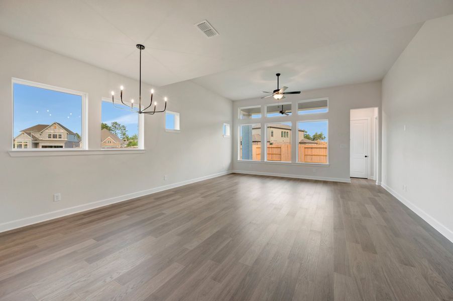 Spacious, unfurnished interior of a new home in ARTAVIA - Reserve Collection, Conroe (Image 16). Spacious, unfurnished interior of a new home in ARTAVIA - Reserve Collection, Conroe (Image 16).