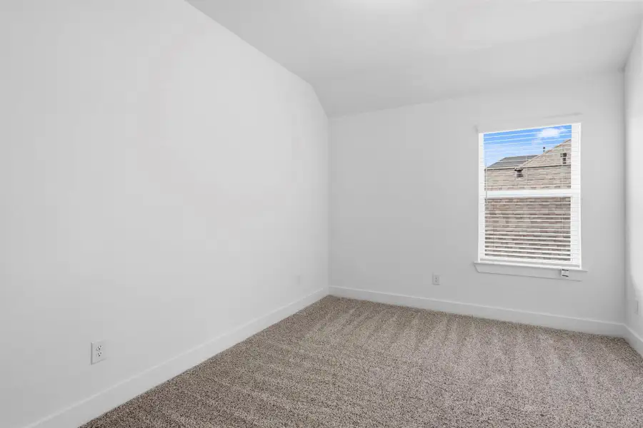 Spacious, unfurnished interior of a new home in Emory Glen, Magnolia (Image 25).