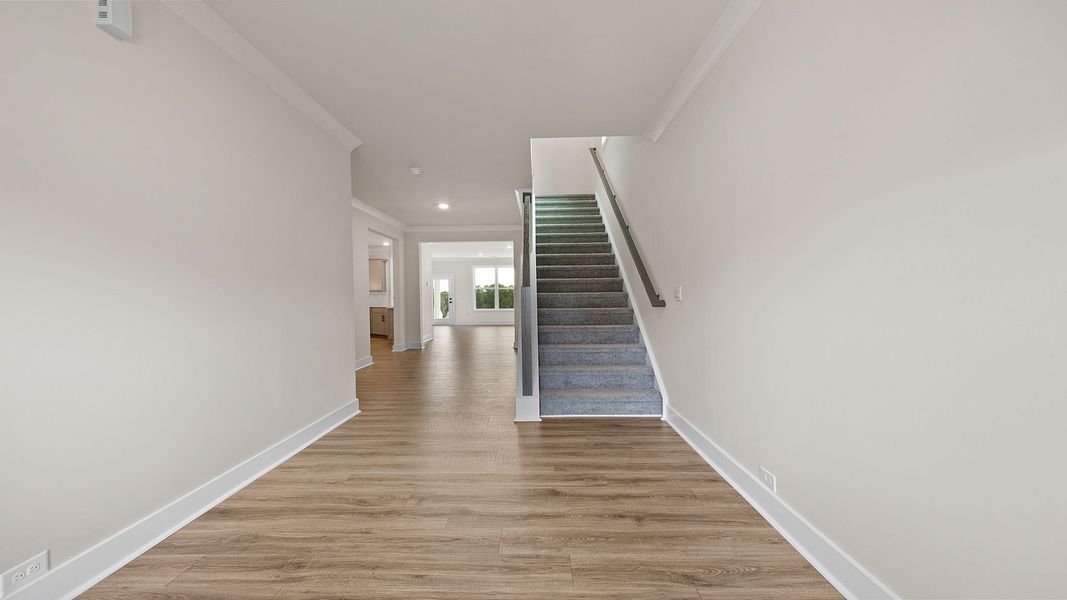 Spacious, unfurnished interior of a new home in Adams Glen, Greenville (Image 14).