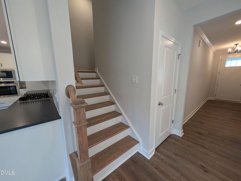 PXL_20260421_222115507.MP