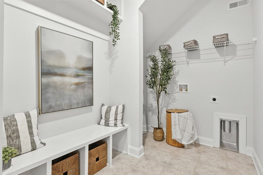Furnished interior view inside a new home in Timberlee, Ooltewah (Image 9).