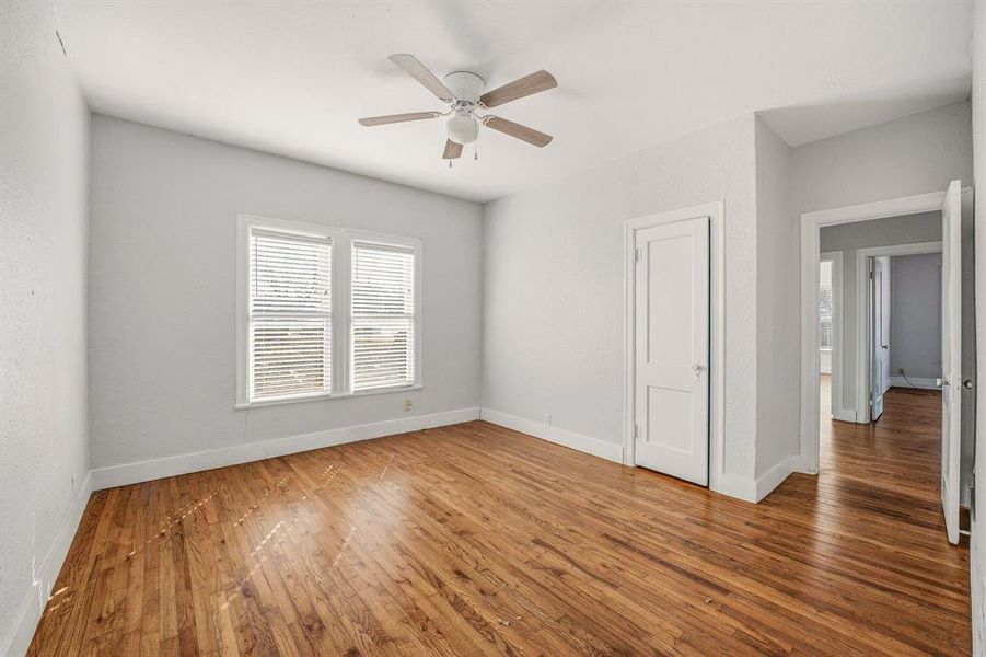 Spacious, unfurnished interior of a new home in , Stephenville (Image 26).