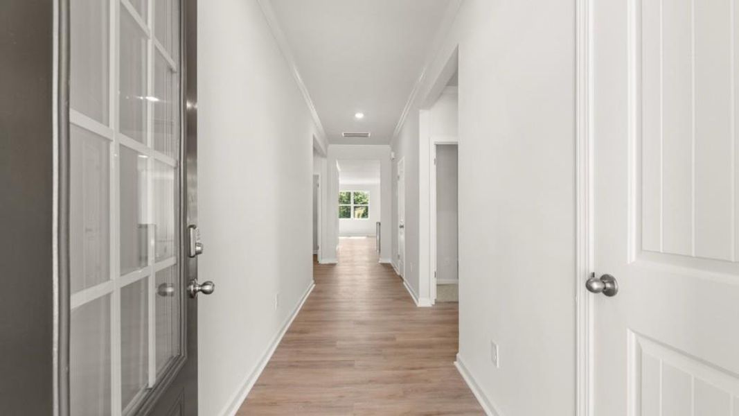 Spacious, unfurnished interior of a new home in Sheffield Highlands, Dallas (Image 12). Spacious, unfurnished interior of a new home in Sheffield Highlands, Dallas (Image 12).