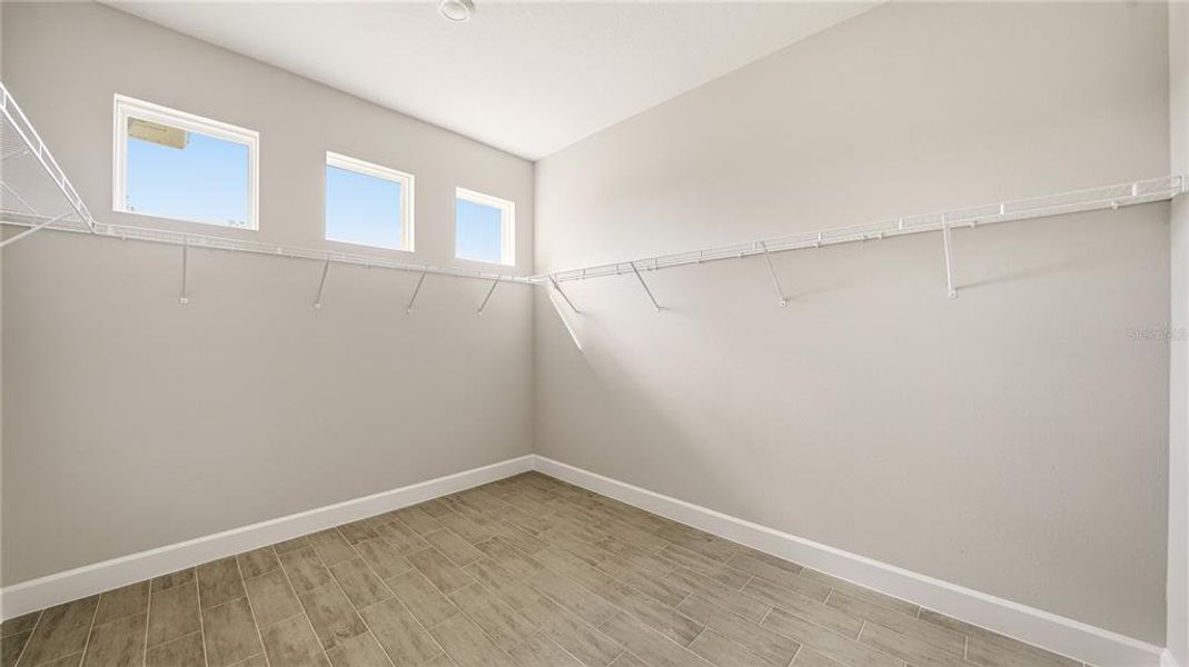 Spacious, unfurnished interior of a new home in , Palm Coast (Image 35).