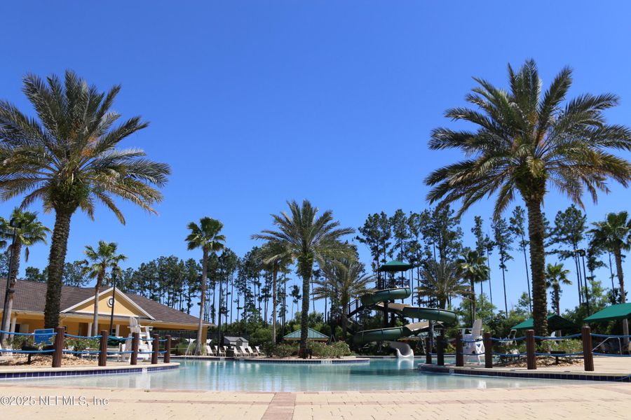 Community amenities in , Jacksonville (Image 43).