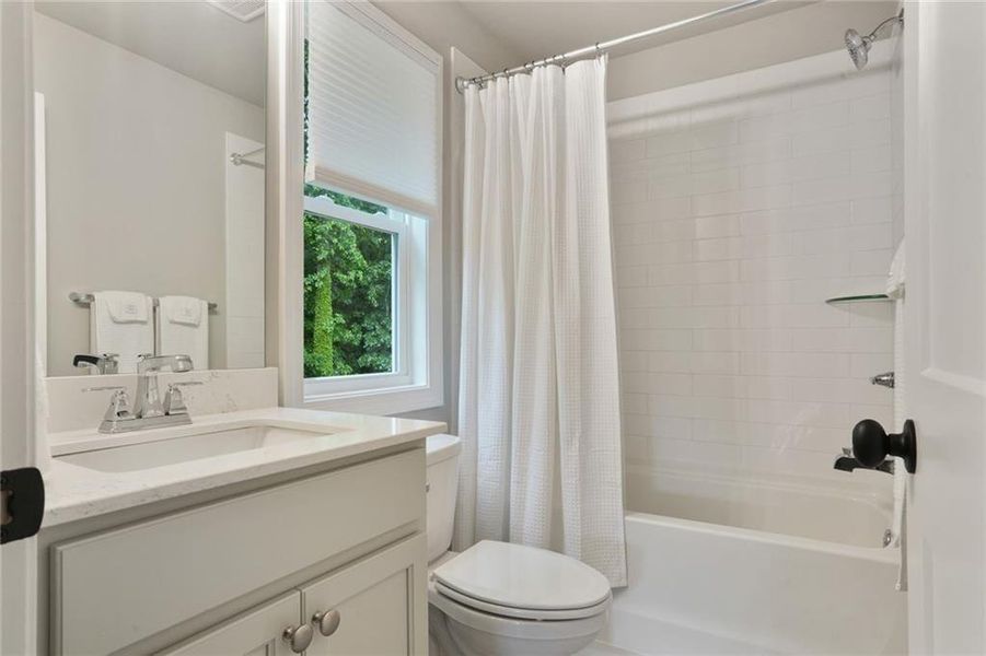Furnished interior view inside a new home in , Roswell (Image 12).