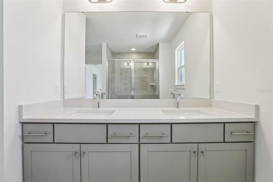 Image 37 of a home in Trinity Place.