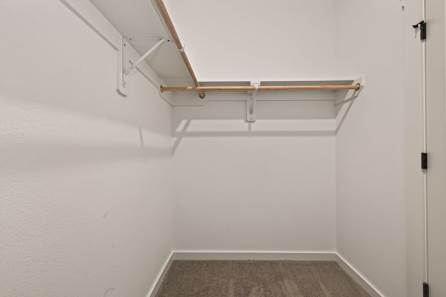 Spacious, unfurnished interior of a new home in Aldeana, Bonney (Image 32).