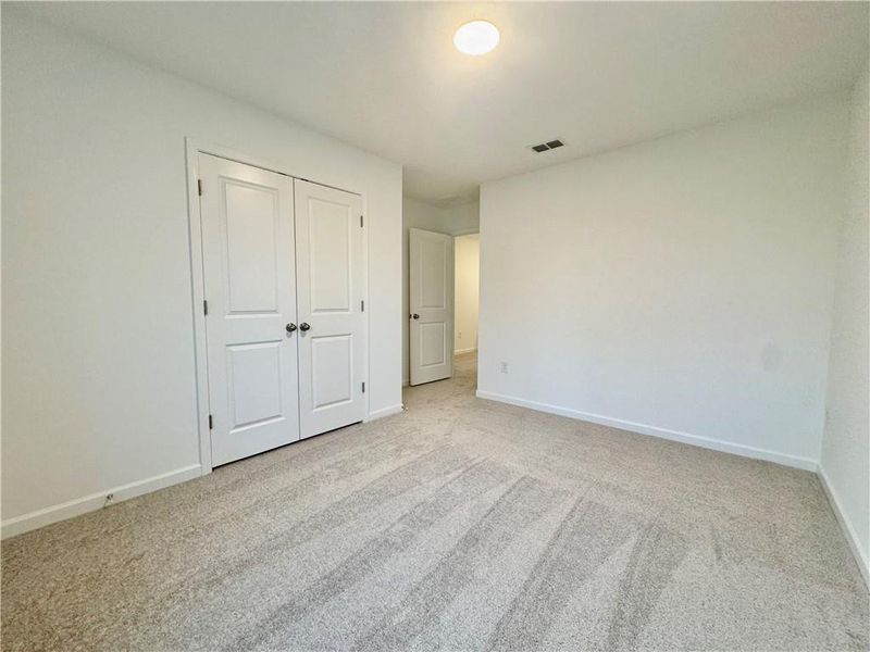 Spacious, unfurnished interior of a new home in Eastlyn Crossing, Flowery Branch (Image 14). Spacious, unfurnished interior of a new home in Eastlyn Crossing, Flowery Branch (Image 14).