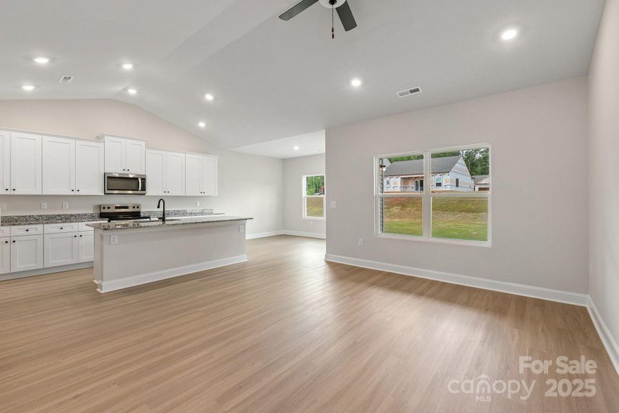 Spacious, unfurnished interior of a new home in Ascot Woods, Charlotte (Image 13). Spacious, unfurnished interior of a new home in Ascot Woods, Charlotte (Image 13).