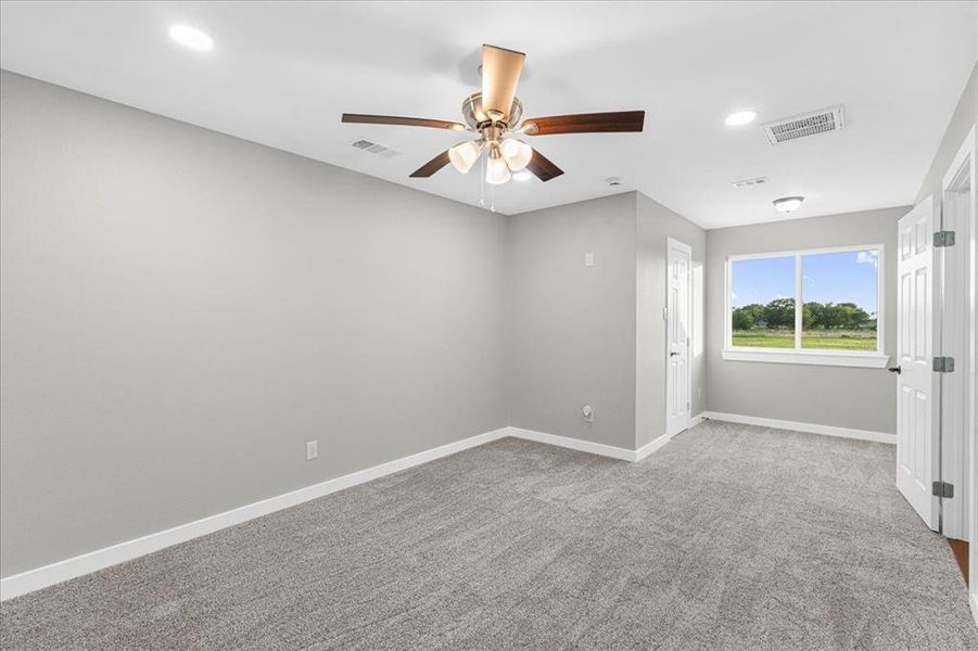 Spacious, unfurnished interior of a new home in , Corsicana (Image 18). Spacious, unfurnished interior of a new home in , Corsicana (Image 18).