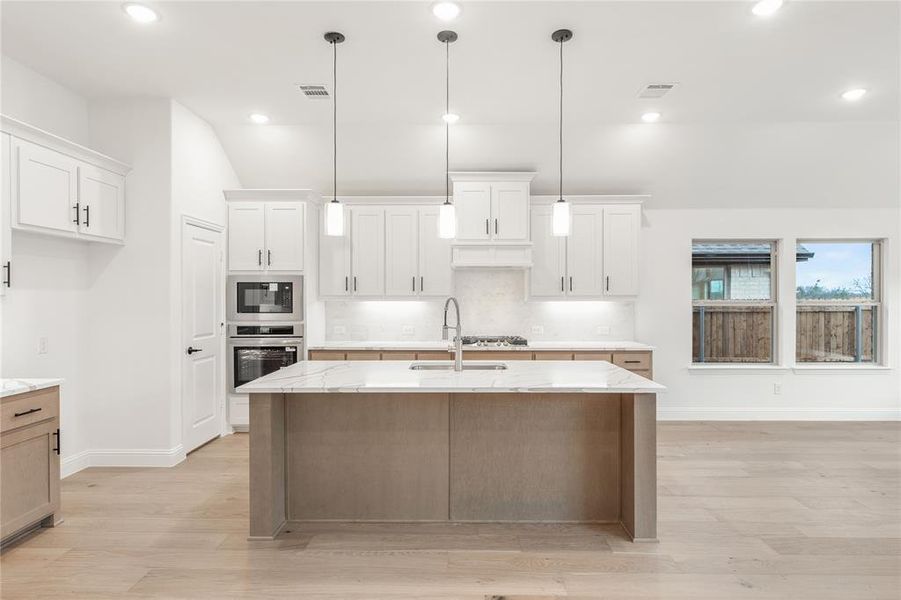 Furnished interior view inside a new home in Willow Wood, McKinney (Image 7).