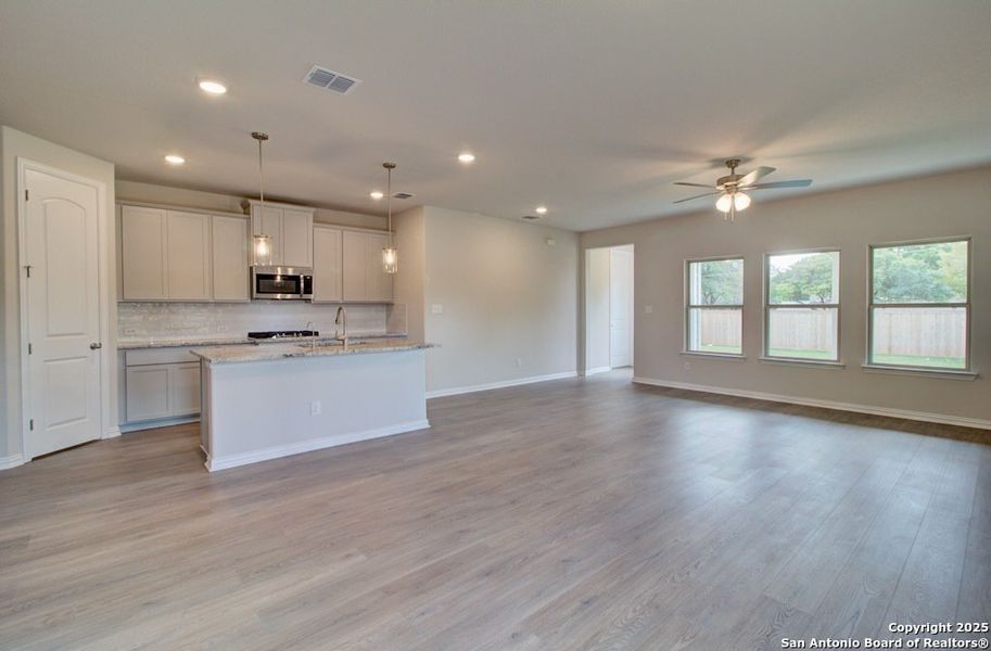 Spacious, unfurnished interior of a new home in Clear Creek, New Braunfels (Image 12). Spacious, unfurnished interior of a new home in Clear Creek, New Braunfels (Image 12).
