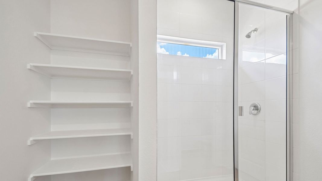 Close-up of interior finishes inside a home in Valverde, Bastrop (Image 13).