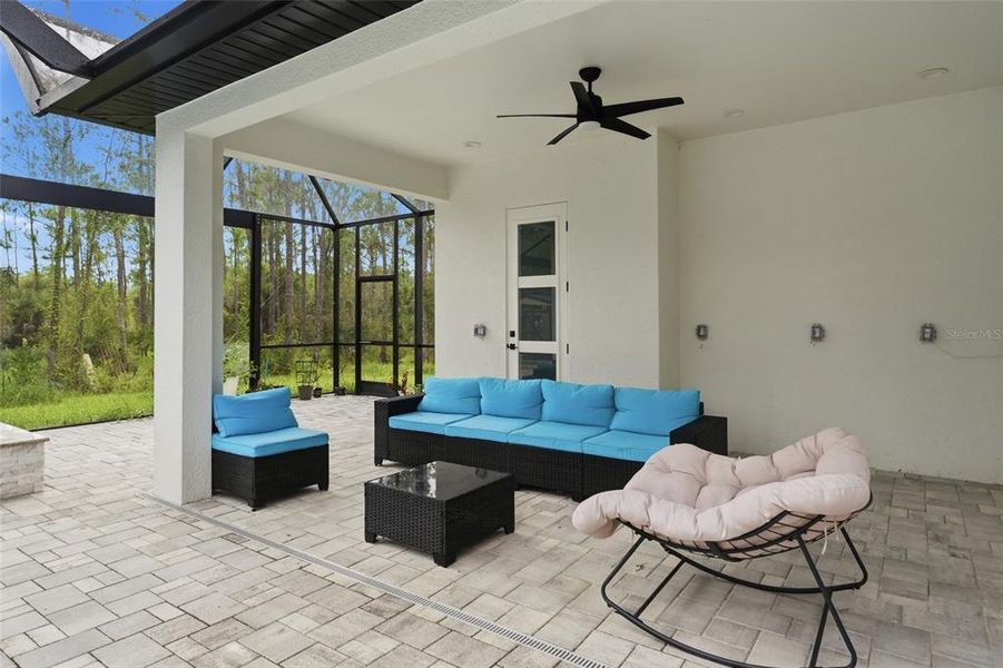 Exterior details and patio area of a home in , North Port (Image 23).