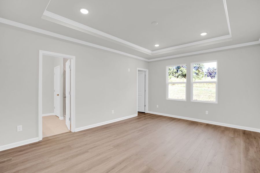 Spacious, unfurnished interior of a new home in Carriage Estates, Lexington (Image 26).